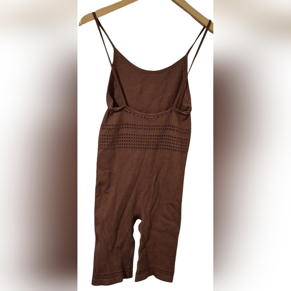 Zara Brown Textured Jumpsuit with Spaghetti Straps - Picture 3 of 4